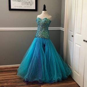 listing-status-banner